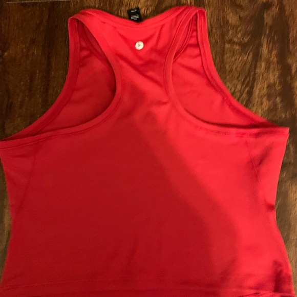 Red size M Navy Blue size S - Picture 6 of 7